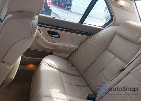 1998 BMW 740Ia from USA, damaged, VIN WBAGF8326WDL51843